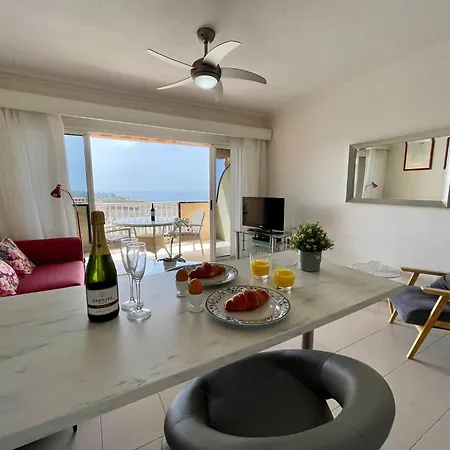 Apartament Spacious With Sea Views *
